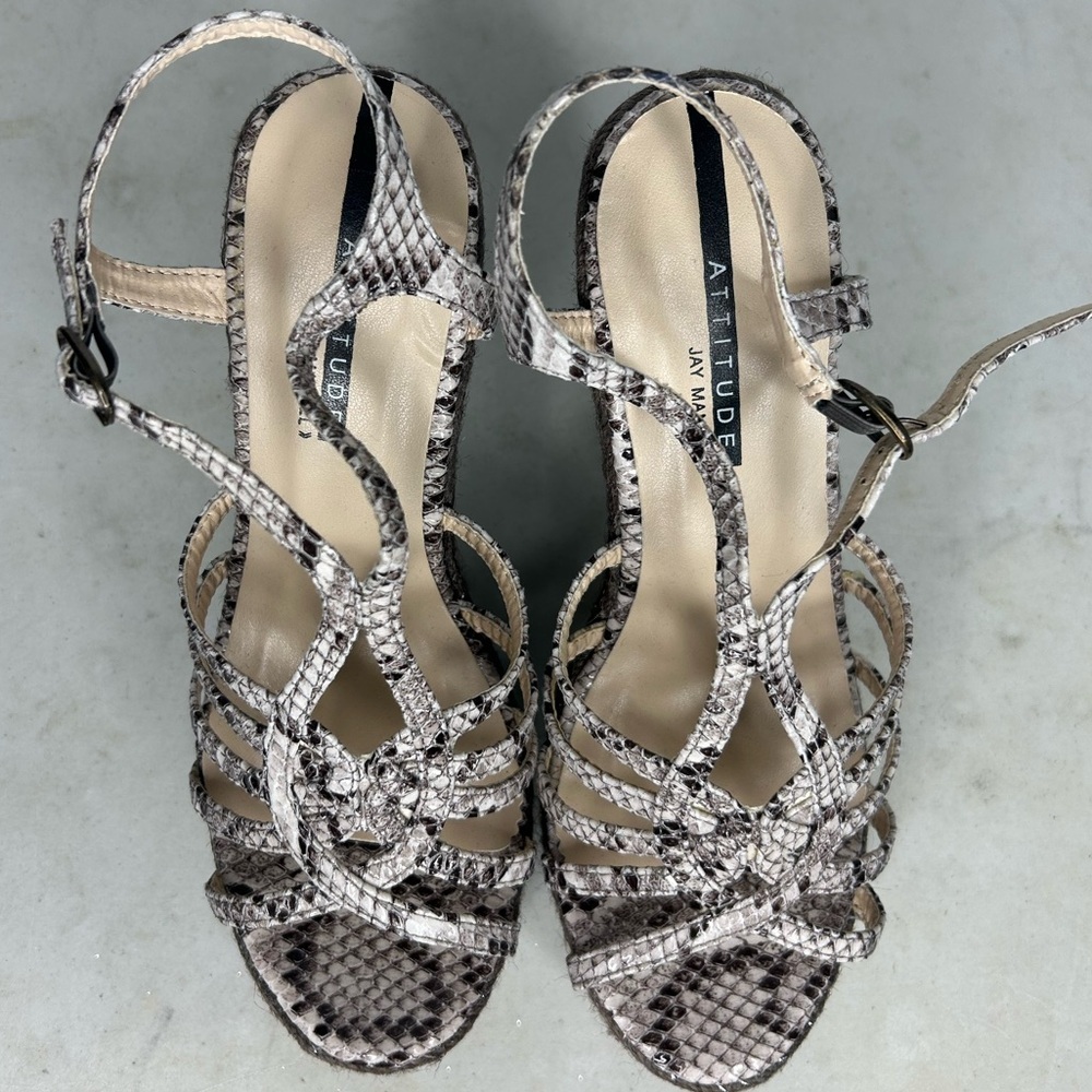 Attitude by Jay Manuel Espadrilles Sandals - Picture 4 of 9